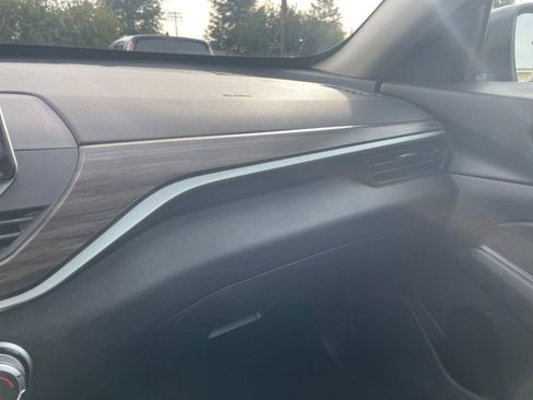 Used 2025 Nissan Altima 2.5 SV image 30