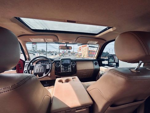 Used 2013 Ford F250 Lariat w/ Lariat Ultimate Pkg image 20