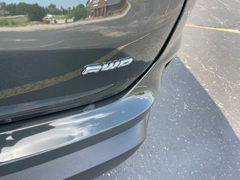 Used 2023 Ford Edge SE AWD/4WD image 10