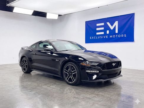 Used 2020 Ford Mustang GT RWD image 1
