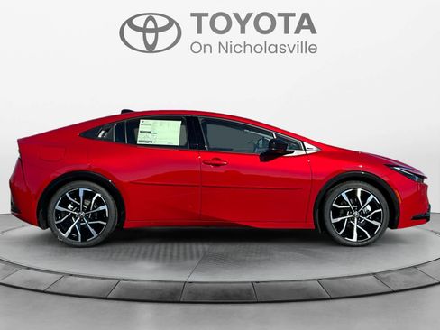 New 2026 Toyota Prius Plug-In Hybrid image 6