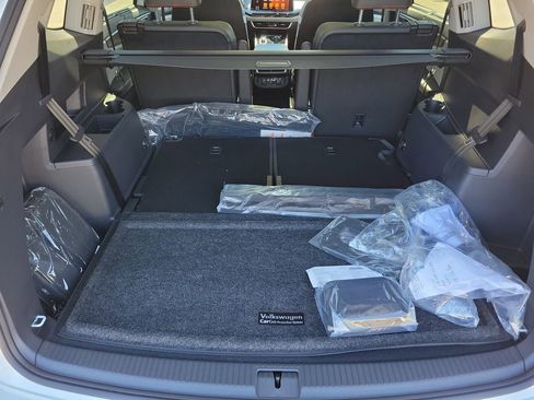 New 2026 Volkswagen Atlas Peak Edition AWD/4WD image 6