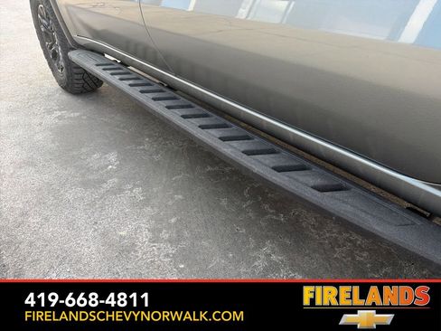 Used 2023 Chevrolet Silverado 1500 ZR2 image 14