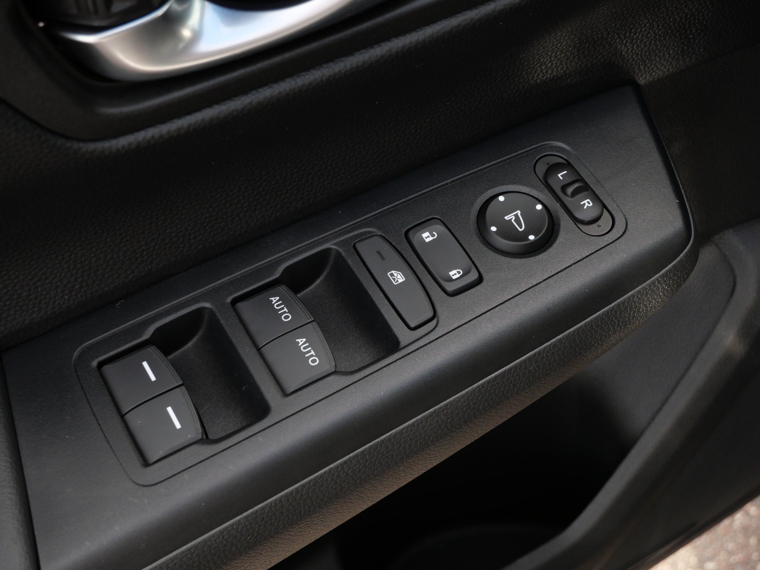Certified 2024 Honda CR-V EX image 19