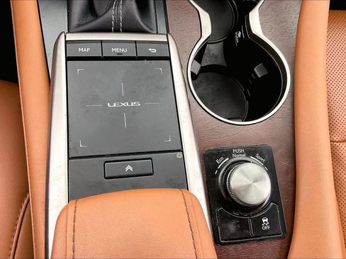 Used 2021 Lexus RX 350L image 33