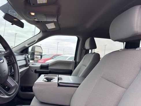 Used 2019 Ford F250 XL w/ STX Appearance Package image 26