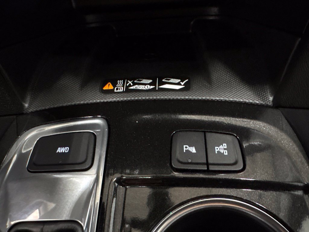 Certified 2024 Chevrolet Equinox Premier AWD/4WD image 19