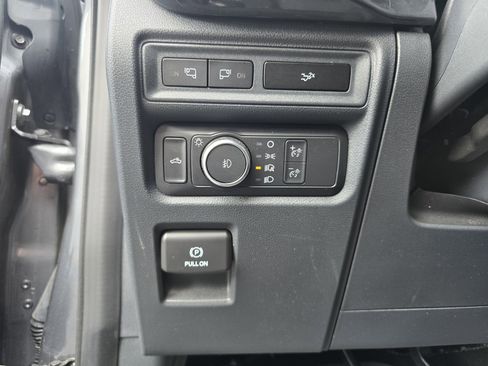 Used 2022 Ford F150 XLT w/ Equipment Group 302A High image 17