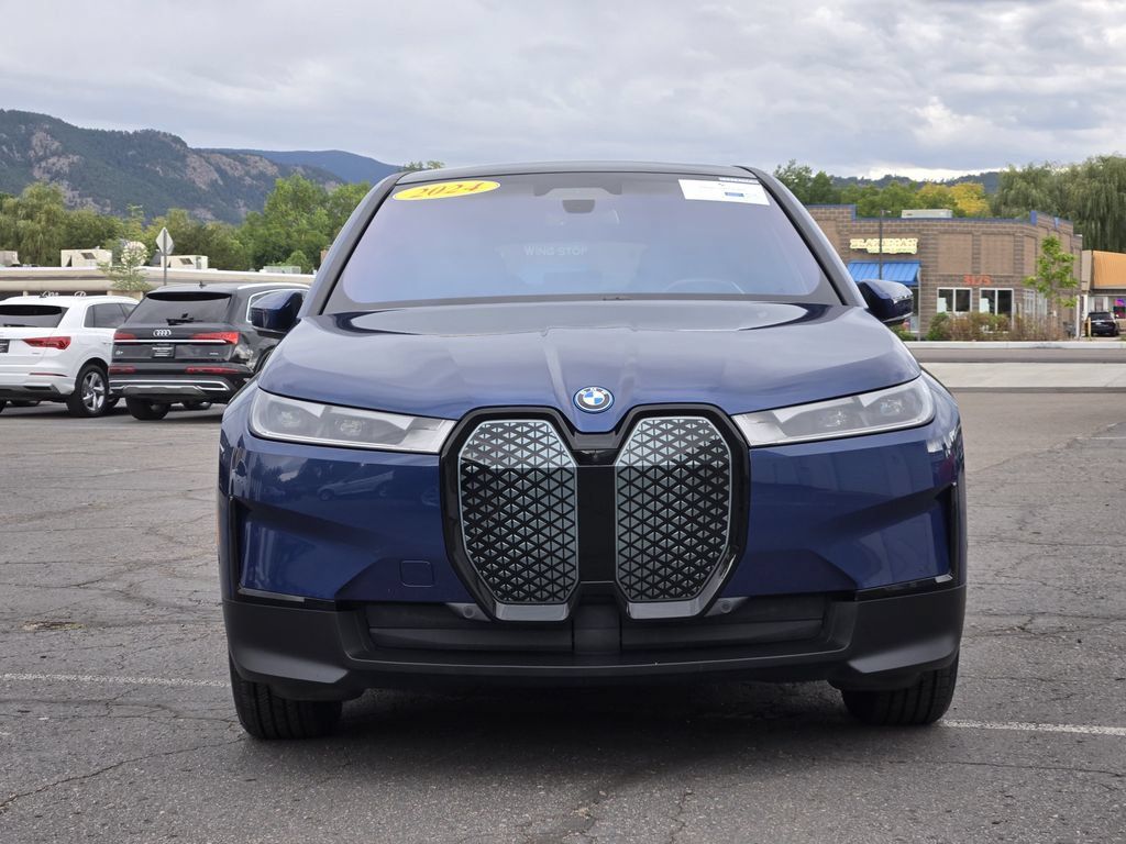 Certified 2024 BMW iX xDrive50 AWD/4WD image 2