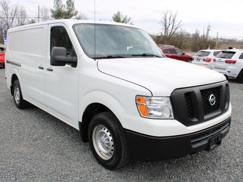 Used 2021 Nissan NV 1500 S image 4
