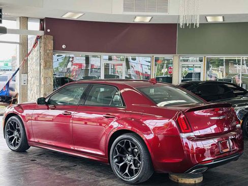 Used 2020 Chrysler 300 S w/ 300S Premium Group 2 RWD image 10