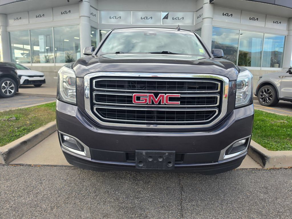 Used 2018 GMC Yukon XL SLT w/ Open Road Package AWD/4WD image 2