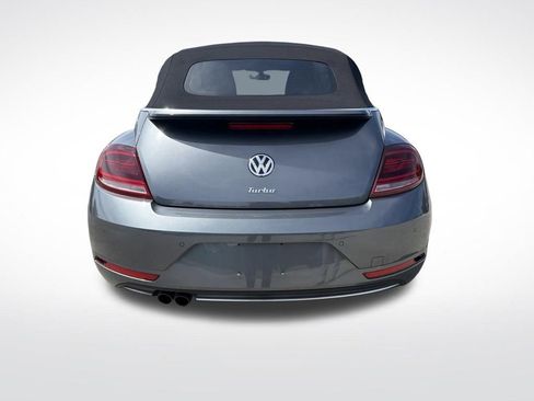 Used 2019 Volkswagen Beetle 2.0T SE w/ SE Premium Package FWD image 6