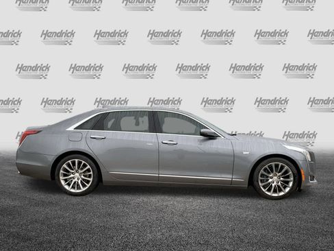 Used 2018 Cadillac CT6 Luxury image 11