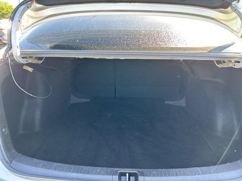 Used 2023 Toyota Corolla LE FWD image 11