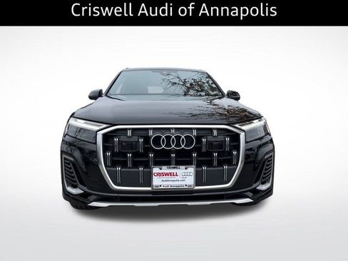 Certified 2025 Audi Q7 3.0T Premium w/ Convenience Package image 9
