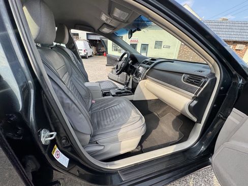 Used 2012 Toyota Camry LE image 37