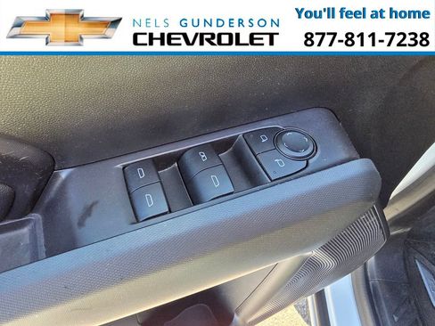 Used 2023 Chevrolet Colorado LT w/ LT Convenience Package II AWD/4WD image 15