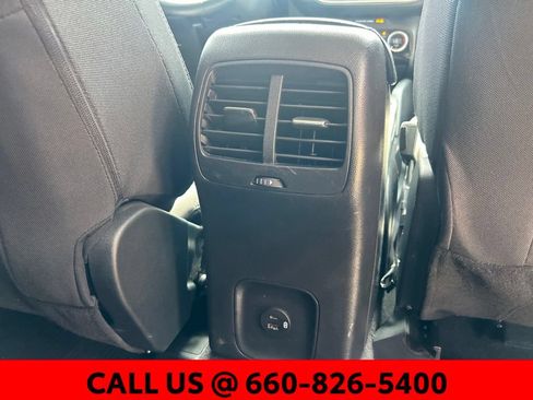 Used 2021 Ford Escape SE w/ SE Sport Appearance Package AWD/4WD image 10