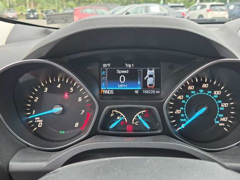 Used 2014 Ford Escape Titanium w/ Equipment Group 401A AWD/4WD image 32