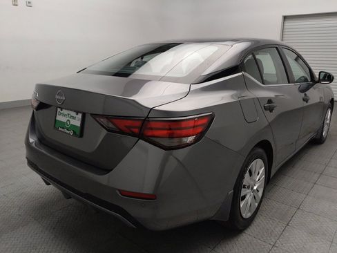 Used 2025 Nissan Sentra S FWD image 9
