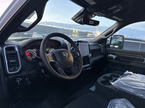 Used 2025 RAM 2500 Big Horn image 4