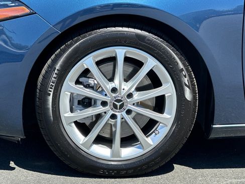 Certified 2022 Mercedes-Benz A 220 image 26