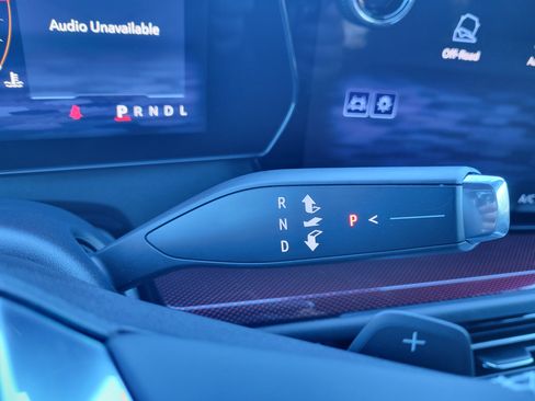 New 2026 Chevrolet Traverse Z71 w/ Enhanced Driving Package image 26