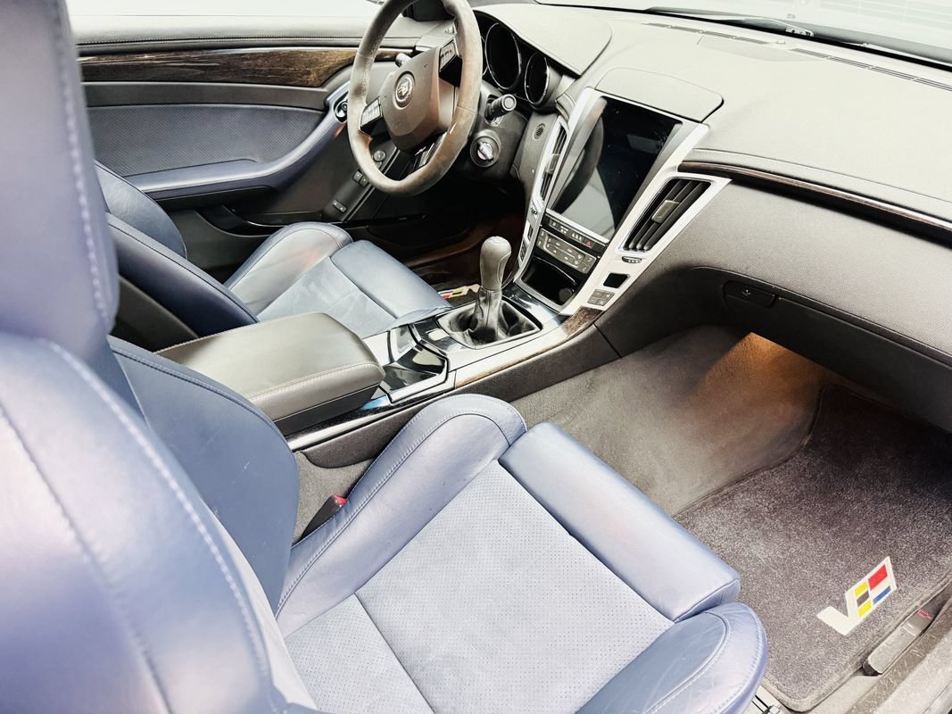 Used 2014 Cadillac CTS V w/ Sport Blue Interior Package RWD image 11