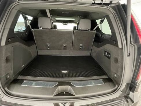 Used 2022 Cadillac Escalade ESV Premium Luxury image 46