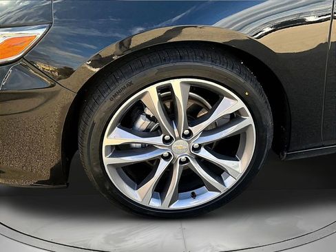 Used 2024 Chevrolet Malibu LT FWD image 32