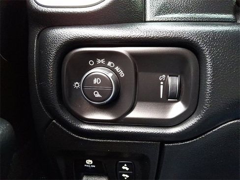 Used 2020 RAM 1500 Big Horn image 24