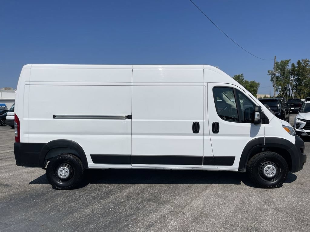 Used 2025 RAM ProMaster 2500 w/ Convenience Group FWD image 17