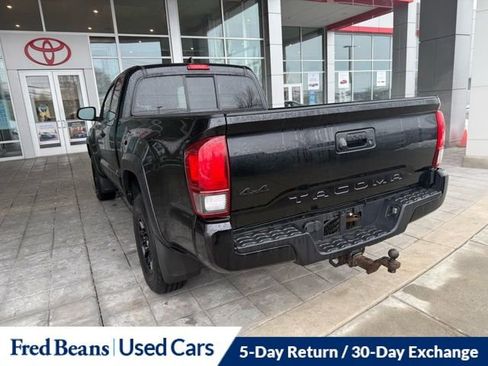Used 2019 Toyota Tacoma SR w/ SX Package image 12
