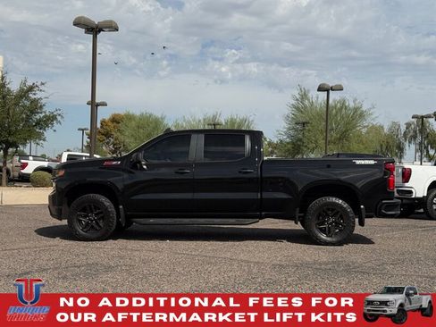Used 2021 Chevrolet Silverado 1500 Custom Trail Boss w/ Midnight Edition AWD/4WD image 12