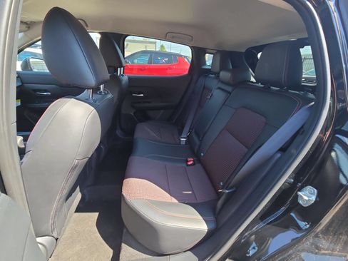 Used 2026 Nissan Kicks SR AWD/4WD image 11