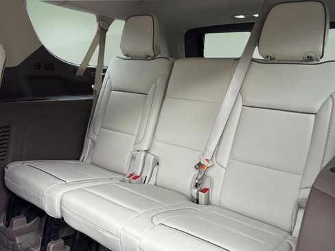 Used 2021 GMC Yukon XL Denali w/ Advanced Technology Package image 10
