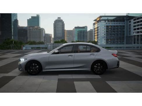 New 2026 BMW 330i Sedan w/ M Sport Package RWD image 4