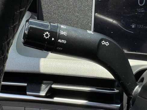 Used 2025 Hyundai Tucson SEL FWD image 25