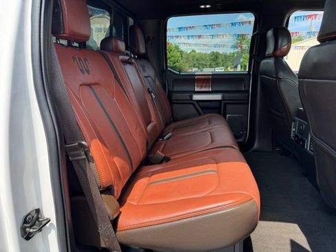 Used 2018 Ford F250 King Ranch w/ King Ranch Ultimate Package AWD/4WD image 17