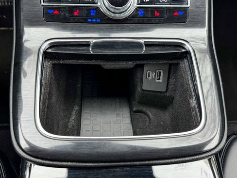 Used 2023 Lincoln Nautilus Reserve w/ Equipment Group 202A AWD/4WD image 27