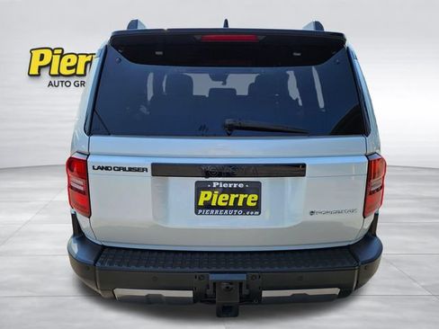 Used 2024 Toyota Land Cruiser w/ Premium Package AWD/4WD image 4