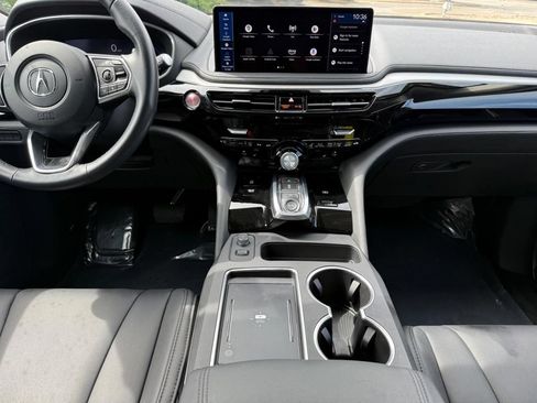 Certified 2025 Acura MDX SH-AWD image 10
