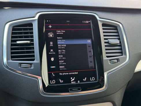 Used 2017 Volvo XC90 T5 Momentum w/ Vision Package FWD image 22