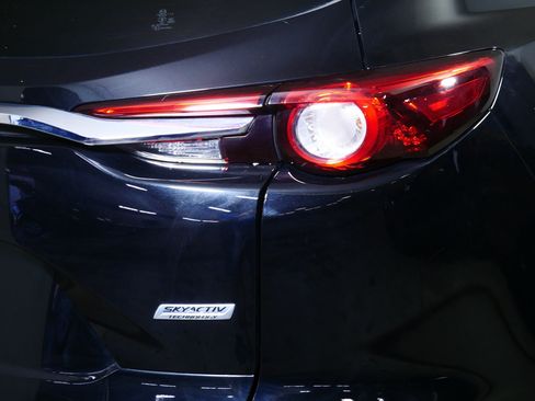 Used 2019 MAZDA CX-9 Touring AWD/4WD image 17