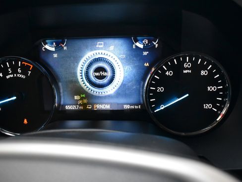 Used 2024 Ford Expedition XLT image 44