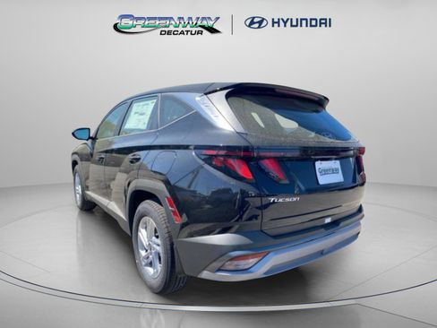 New 2026 Hyundai Tucson SE FWD image 3