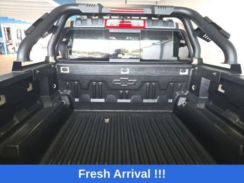Used 2023 Chevrolet Colorado Trail Boss w/ Technology Package AWD/4WD image 6