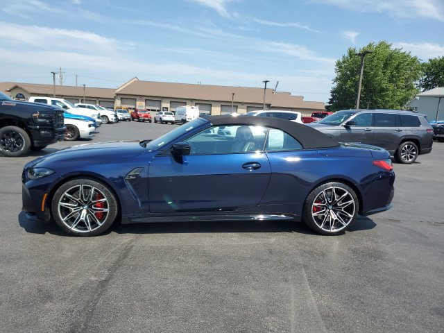 Used 2024 BMW M4 xDrive Competition AWD/4WD image 2