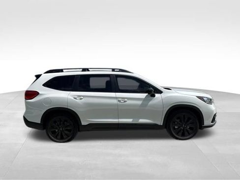 Used 2022 Subaru Ascent Onyx Edition AWD/4WD image 2